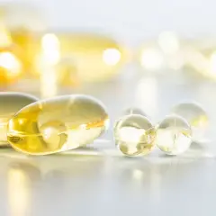 Omega 3 dla kobiet: 5 korzyści i jak suplementować