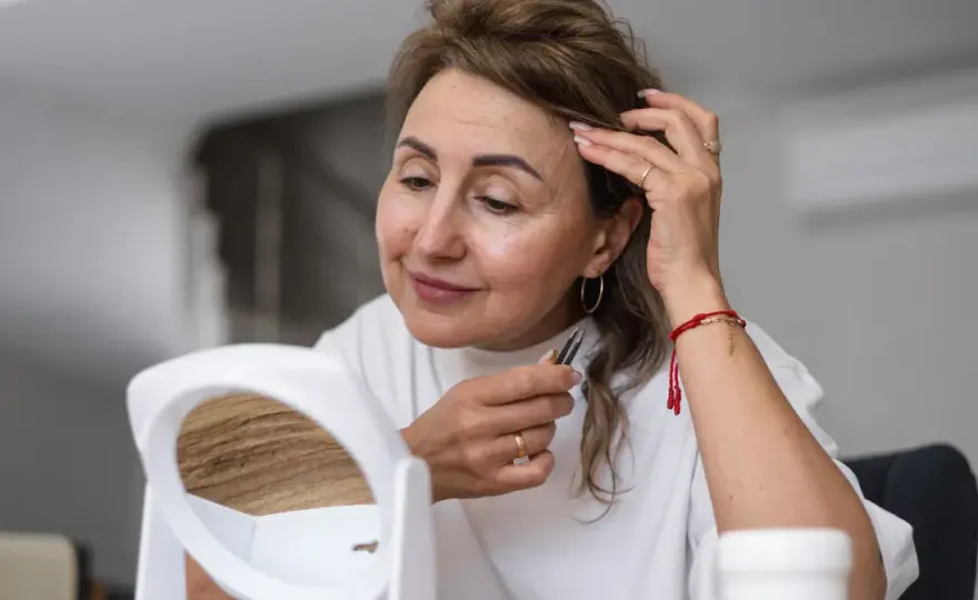 W jakim wieku zaczyna się menopauza? Kluczowe informacje
