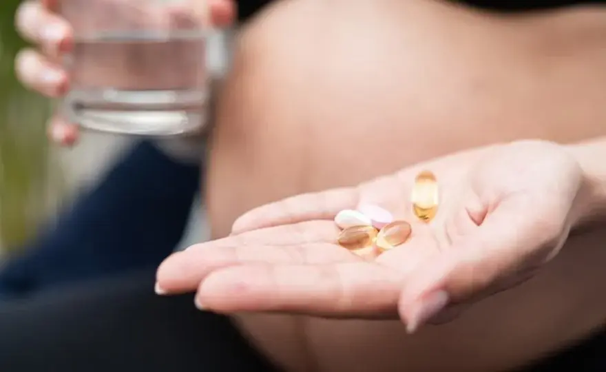 Witaminy dla ciężarnych: Top 5 niezbędnych suplementów